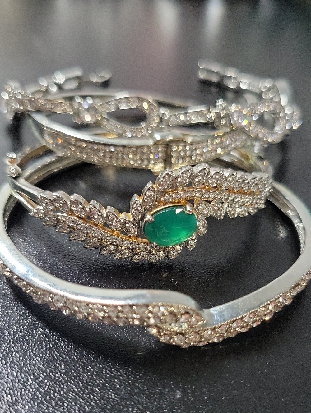 Elegant Silver Tone Bracelet with Emerald Green Stone and Crystal Accents
